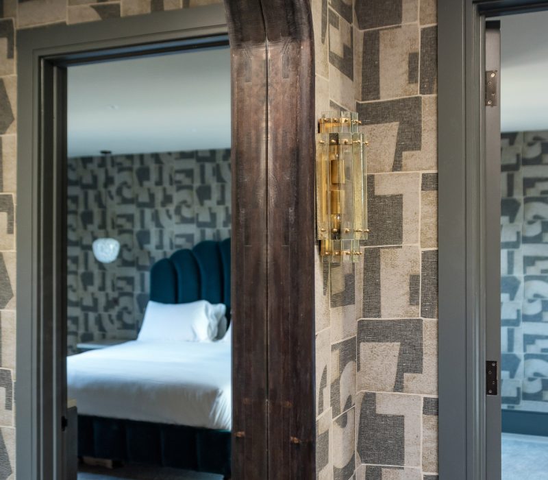 Mirror-to-new-bedroom